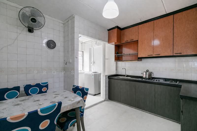761 Pasir Ris Street 71, 761 Pasir Ris Street 71, 3 Bedrooms, 1,119 sqft, HDB Flat For Sale, by Khai Yuen Hong, 500104525 - Kitchen - PropertyGuru.com.sg