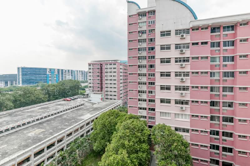 761 Pasir Ris Street 71, 761 Pasir Ris Street 71, 3 Bedrooms, 1,119 sqft, HDB Flat For Sale, by Khai Yuen Hong, 500104525 - Exterior - PropertyGuru.com.sg