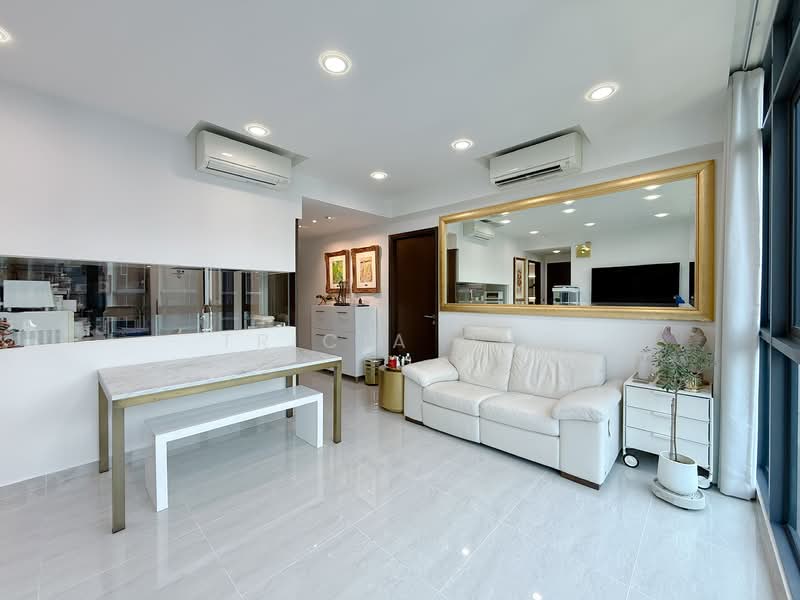 Symphony Suites, 19 Yishun Close, 3 Bedrooms, 797 sqft, Condominium For Sale, by Tricia Ong, 500104527 - Living Room - PropertyGuru.com.sg