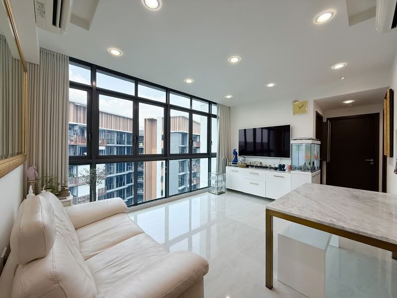 Symphony Suites, 19 Yishun Close, 3 Bedrooms, 797 sqft, Condominium For Sale, by Tricia Ong, 500104527 - Living Room - PropertyGuru.com.sg