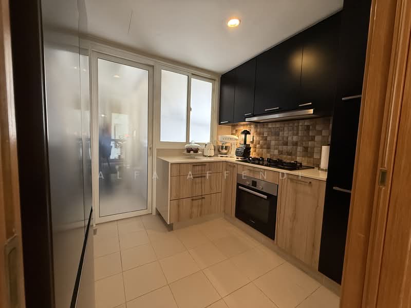 Savannah Condopark, 63 Simei Rise, 3 Bedrooms, 1,227 sqft, Condominium For Sale, by Alfa Affendi, 500104543 - Kitchen - PropertyGuru.com.sg