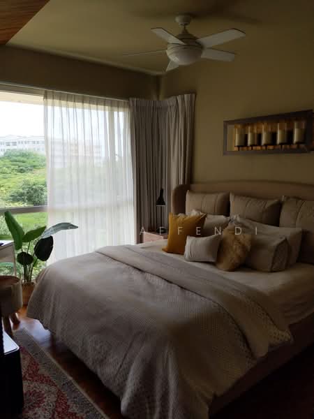 Savannah Condopark, 63 Simei Rise, 3 Bedrooms, 1,227 sqft, Condominium For Sale, by Alfa Affendi, 500104543 - Master Bedroom - PropertyGuru.com.sg