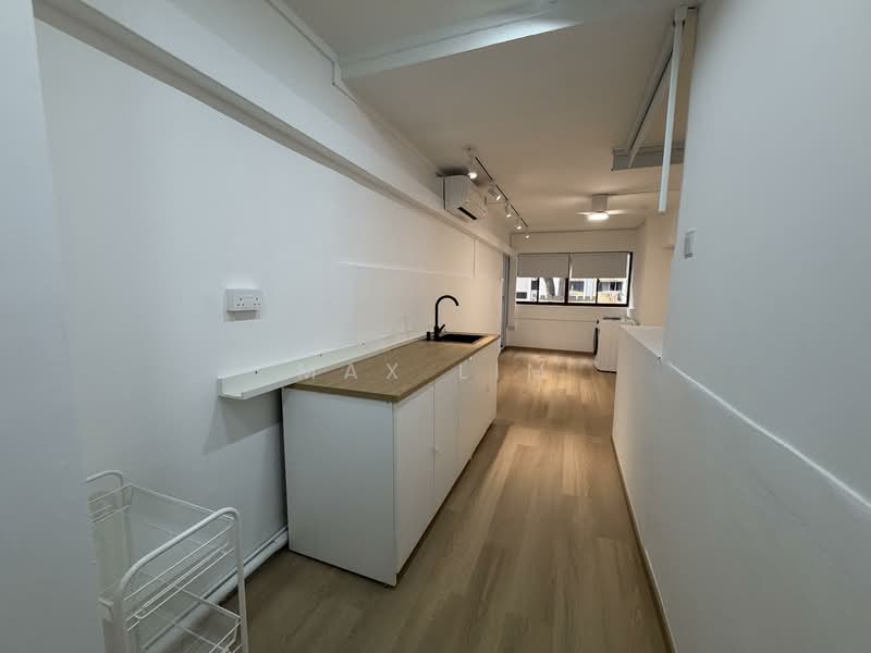 443 Ang Mo Kio Avenue 10, 443 Ang Mo Kio Avenue 10, 2 Bedrooms, 444 sqft, HDB Flat For Rent, by Max Lim, 500104545 - Kitchen - PropertyGuru.com.sg