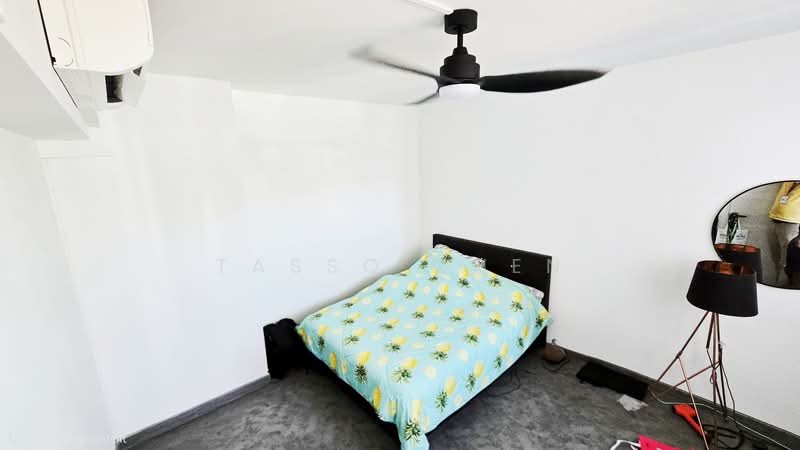 42 Sims Drive, 42 Sims Drive, 3 Bedrooms, 1,151 sqft, HDB Flat For Sale, by Tasso Chen, 500104547 - Bedroom 2 - PropertyGuru.com.sg