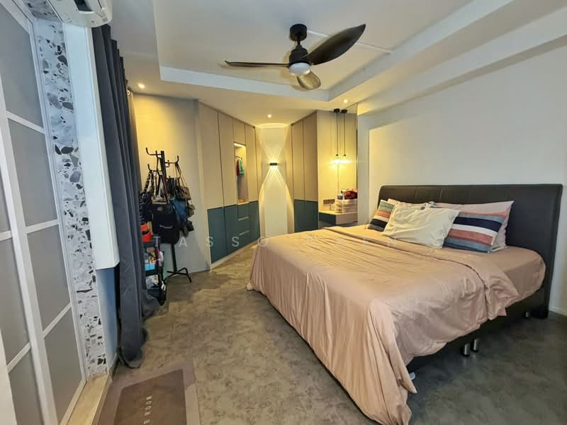 42 Sims Drive, 42 Sims Drive, 3 Bedrooms, 1,151 sqft, HDB Flat For Sale, by Tasso Chen, 500104547 - Master Bedroom - PropertyGuru.com.sg