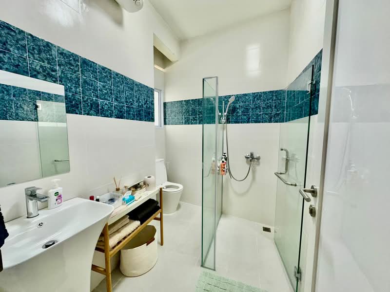 Valley Mansion, Oxley Road, 3 Bedrooms, 1,141 sqft, Apartment For Rent, by Evon Tan  陈玉凤, 500104564 - Bathroom - PropertyGuru.com.sg