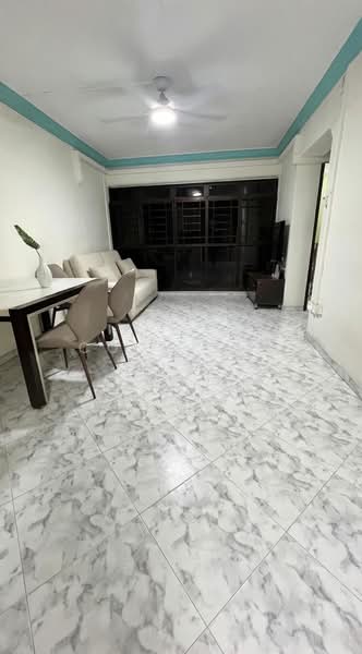 650A Jurong West Street 61, 650A Jurong West Street 61, 3 Bedrooms, 1,011 sqft, HDB Flat For Sale, by Cody Sim, 500104568 - Living Room - PropertyGuru.com.sg