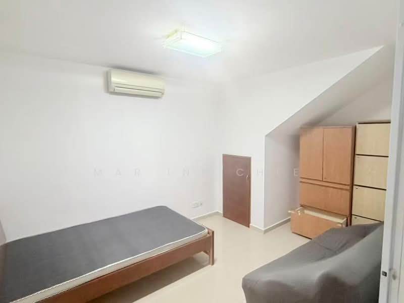 Yew Lian Park, 43 Jalan Pelatina, 7 Bedrooms, 5,000 sqft, Terraced House For Rent, by Mar Inn Chee, 500104577 - Bedroom - PropertyGuru.com.sg