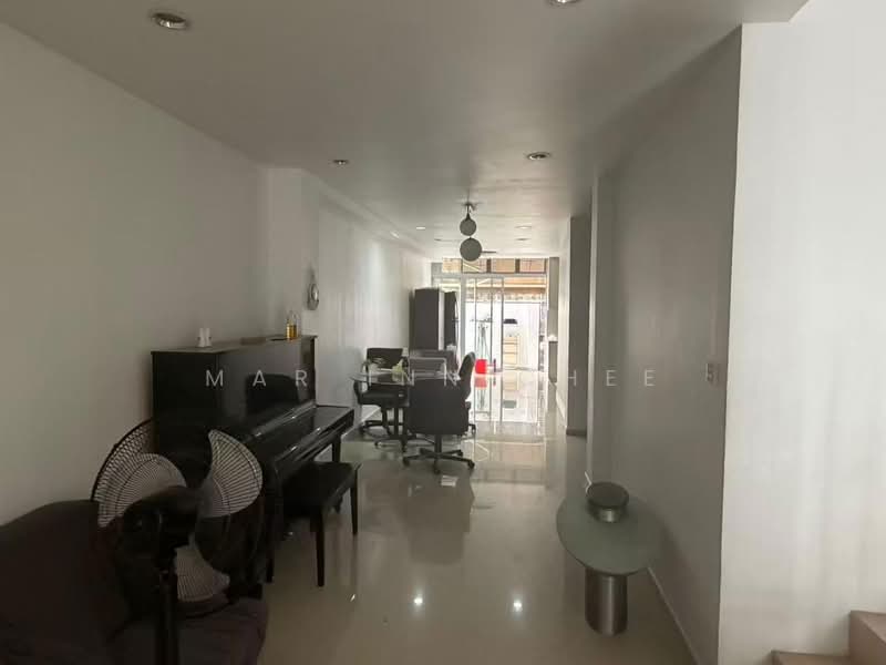 Yew Lian Park, 43 Jalan Pelatina, 7 Bedrooms, 5,000 sqft, Terraced House For Rent, by Mar Inn Chee, 500104577 - Interior - PropertyGuru.com.sg