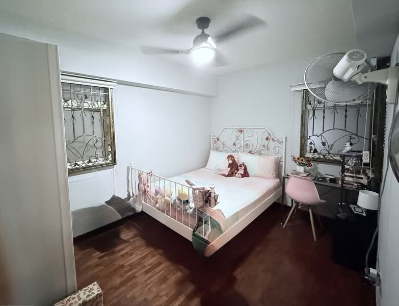 266B Compassvale Bow, 266B Compassvale Bow, 3 Bedrooms, 990 sqft, HDB Flat For Sale, by Robbie Razak, 500104587 - Bedroom - PropertyGuru.com.sg