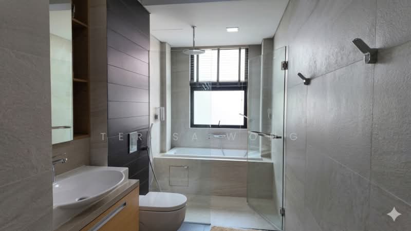 Begonia - Rare Modern House Like New, Begonia Walk / Begonia Drive, 5 Bedrooms, 3,400 sqft, Corner Terrace For Sale, by Teresa Wong, 500104590 - Bathroom - PropertyGuru.com.sg