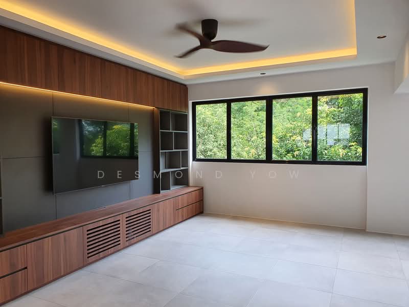 144 Petir Road, 144 Petir Road, 4 Bedrooms, 1,572 sqft, HDB Flat For Sale, by Desmond Yow, 500104591 - Living Room - PropertyGuru.com.sg