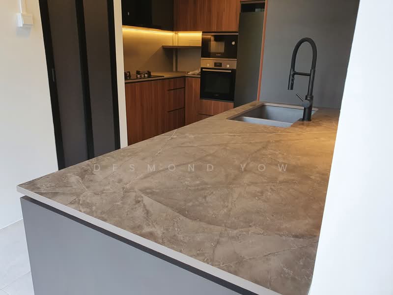 144 Petir Road, 144 Petir Road, 4 Bedrooms, 1,572 sqft, HDB Flat For Sale, by Desmond Yow, 500104591 - Kitchen - PropertyGuru.com.sg