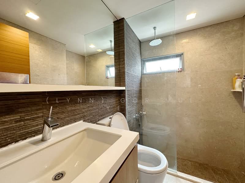 Woodhaven, 71 Woodgrove Avenue, 3 Bedrooms, 1,119 sqft, Condominium For Sale, by (Lynn) Gor Mui Yee, 500104592 - Bathroom - PropertyGuru.com.sg