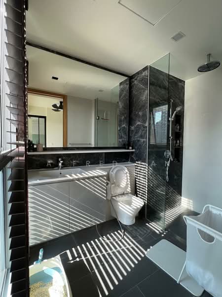 Bartley Ridge, 44 Mount Vernon Road, 1 Bedroom, 441 sqft, Condominium For Rent, by Alfred Tan, 500104594 - Bathroom - PropertyGuru.com.sg