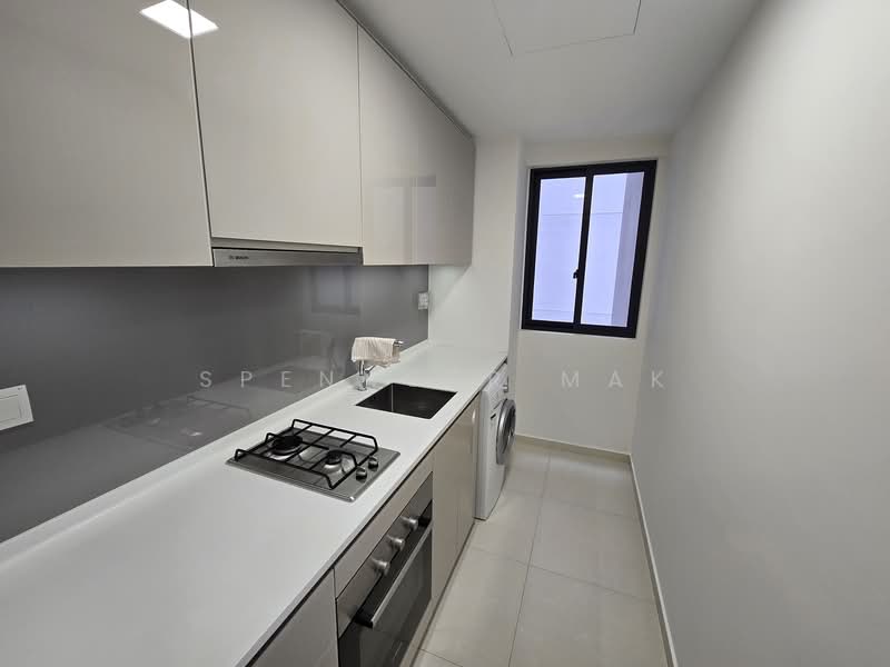 Lake Grande, 2 Jurong Lake Link, 2 Bedrooms, 721 sqft, Condominium For Sale, by Spenncer Mak, 500104595 - Kitchen - PropertyGuru.com.sg