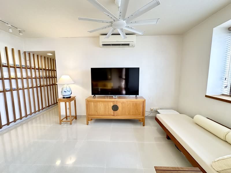Nuovo, 23 Ang Mo Kio Avenue 9, 3 Bedrooms, 2,433 sqft, Condominium For Sale, by Matthew Xu, 500104601 - Living Room - PropertyGuru.com.sg