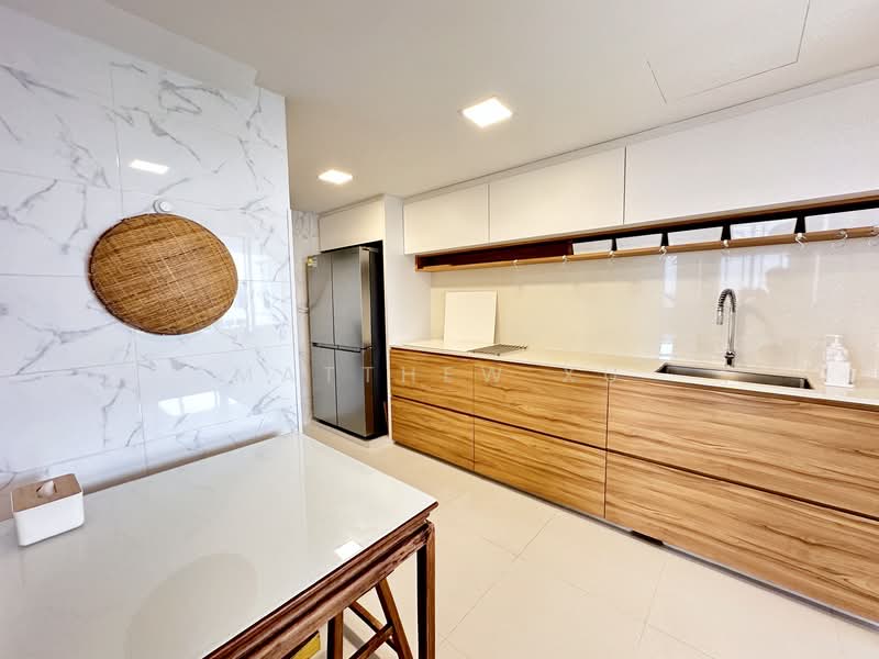 Nuovo, 23 Ang Mo Kio Avenue 9, 3 Bedrooms, 2,433 sqft, Condominium For Sale, by Matthew Xu, 500104601 - Kitchen - PropertyGuru.com.sg