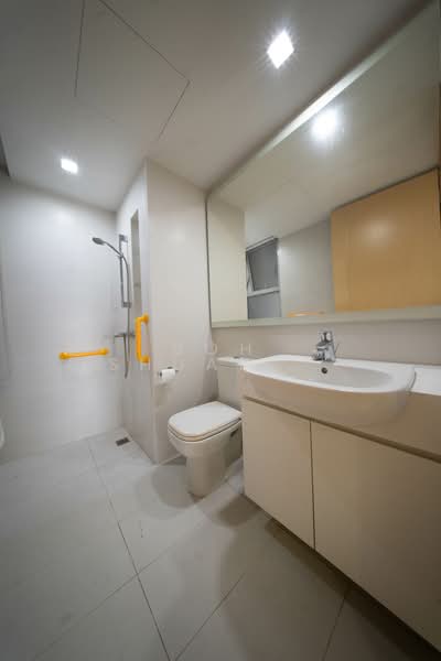 The Estuary @ Yishun, 99 Yishun Avenue 1, 3 Bedrooms, 1,313 sqft, Condominium For Sale, by Soh Shuai Quan (SQ), 500104621 - Bathroom - PropertyGuru.com.sg