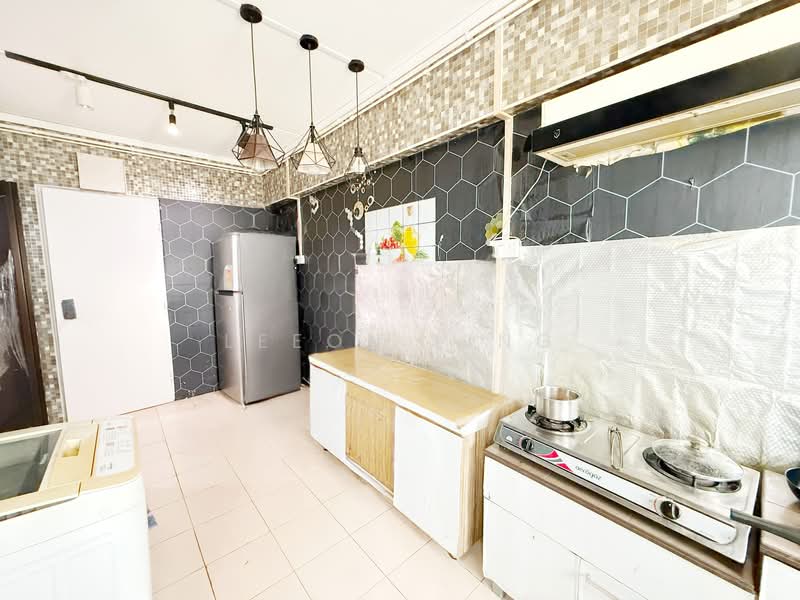 For Rent - 247 Compassvale Road