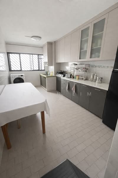121 Potong Pasir Avenue 1, 121 Potong Pasir Avenue 1, 2 Bedrooms, 807 sqft, HDB Flat For Sale, by Edwin Lim YH, 500104629 - Kitchen - PropertyGuru.com.sg