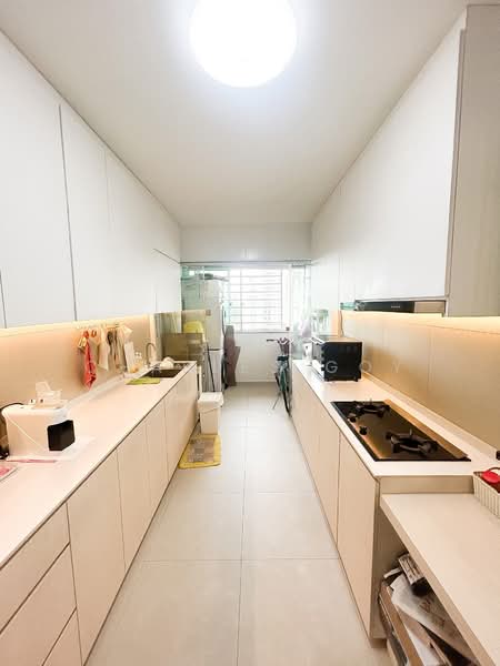 525A Costa Ris, 525A Pasir Ris Street 51, 4 Bedrooms, 1,216 sqft, HDB Flat For Sale, by Charles Goy, 500104631 - Kitchen - PropertyGuru.com.sg
