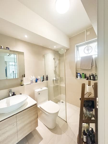 525A Costa Ris, 525A Pasir Ris Street 51, 4 Bedrooms, 1,216 sqft, HDB Flat For Sale, by Charles Goy, 500104631 - Bathroom - PropertyGuru.com.sg