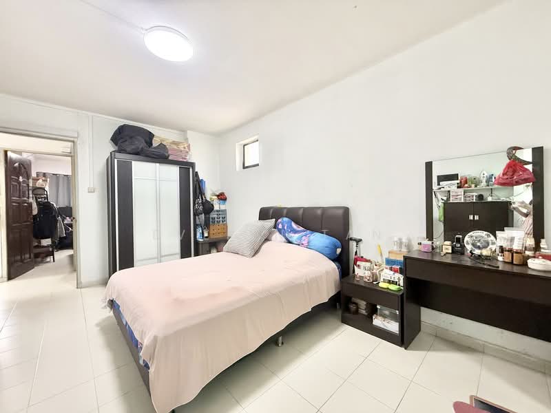 669 Hougang Avenue 8, 669 Hougang Avenue 8, 3 Bedrooms, 1,119 sqft, HDB Flat For Sale, by Evelyn Tan, 500104637 - Bedroom - PropertyGuru.com.sg