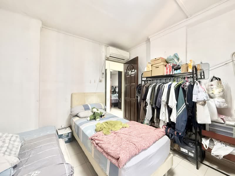 669 Hougang Avenue 8, 669 Hougang Avenue 8, 3 Bedrooms, 1,119 sqft, HDB Flat For Sale, by Evelyn Tan, 500104637 - Bedroom - PropertyGuru.com.sg