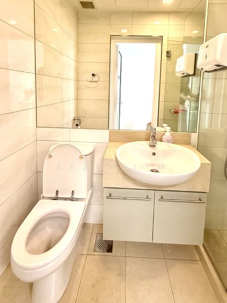 The Central, 6  Eu Tong Sen Street, Studio, 581 sqft, Apartment For Rent, by Kezia Lim, 500104645 - PropertyGuru.com.sg