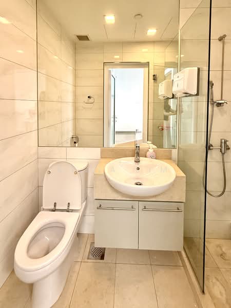 The Central, 6  Eu Tong Sen Street, Studio, 581 sqft, Apartment For Rent, by Kezia Lim, 500104645 - PropertyGuru.com.sg