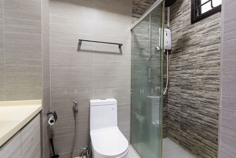 626 Senja Road, 626 Senja Road, 3 Bedrooms, 1,023 sqft, HDB Flat For Sale, by Jason Chen, 500104646 - Bathroom - PropertyGuru.com.sg
