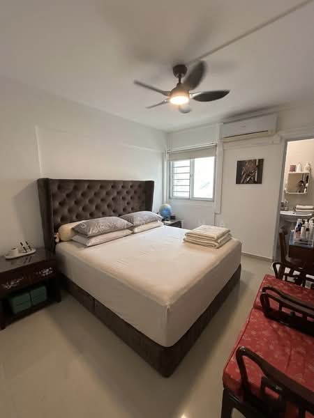 376 Clementi Avenue 4, 376 Clementi Avenue 4, 2 Bedrooms, 721 sqft, HDB Flat For Sale, by Semantha Soon, 500104647 - Bedroom - PropertyGuru.com.sg