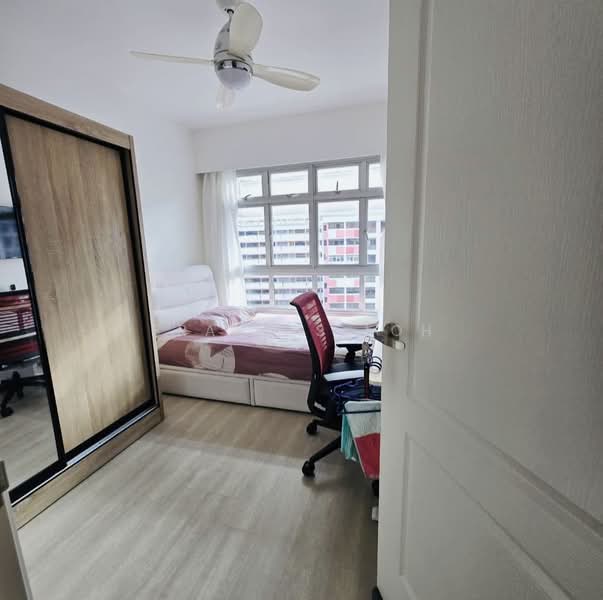 476B Choa Chu Kang Avenue 5, 476B Choa Chu Kang Avenue 5, 2 Bedrooms, 721 sqft, HDB Flat For Rent, by Francis Loh, 500104650 - Bedroom - PropertyGuru.com.sg