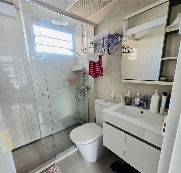 476B Choa Chu Kang Avenue 5, 476B Choa Chu Kang Avenue 5, 2 Bedrooms, 721 sqft, HDB Flat For Rent, by Francis Loh, 500104650 - Bathroom - PropertyGuru.com.sg