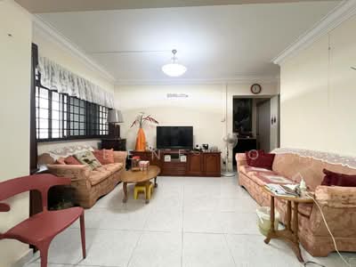 For Sale - 329 Sembawang Close