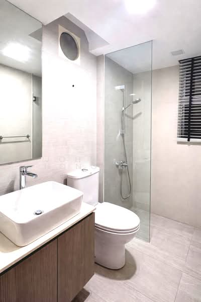 Prive, 37 Punggol Field, 2 Bedrooms, 829 sqft, Executive Condominium For Sale, by John Lim Hong Kai, 500104664 - Bathroom - PropertyGuru.com.sg