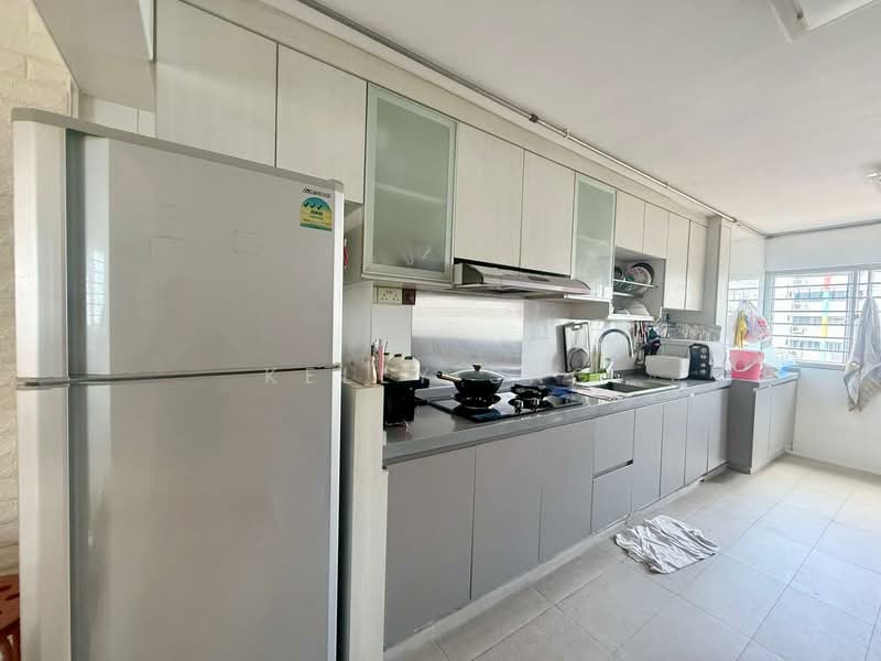 157 Yishun Street 11, 157 Yishun Street 11, Room Rental, 120 sqft, HDB Flat For Rent, by Kelly Sng, 500104669 - Kitchen - PropertyGuru.com.sg