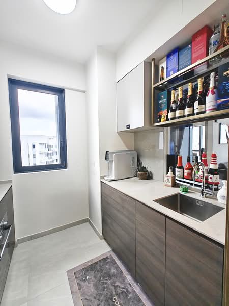 The Florence Residences, 81 Hougang Avenue 2, 2 Bedrooms, 915 sqft, Condominium For Sale, by John Lim Hong Kai, 500104679 - Kitchen - PropertyGuru.com.sg