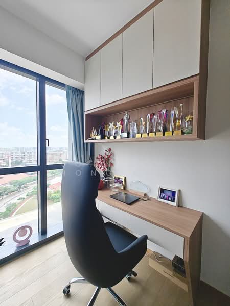 The Florence Residences, 81 Hougang Avenue 2, 2 Bedrooms, 915 sqft, Condominium For Sale, by John Lim Hong Kai, 500104679 - Study - PropertyGuru.com.sg