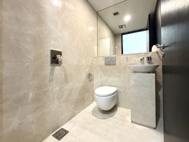 Belgravia Villas, Ang Mo Kio Avenue 5, 6 Bedrooms, 3,961 sqft, Cluster House For Sale, by Fion Cai, 500104695 - Bathroom - PropertyGuru.com.sg