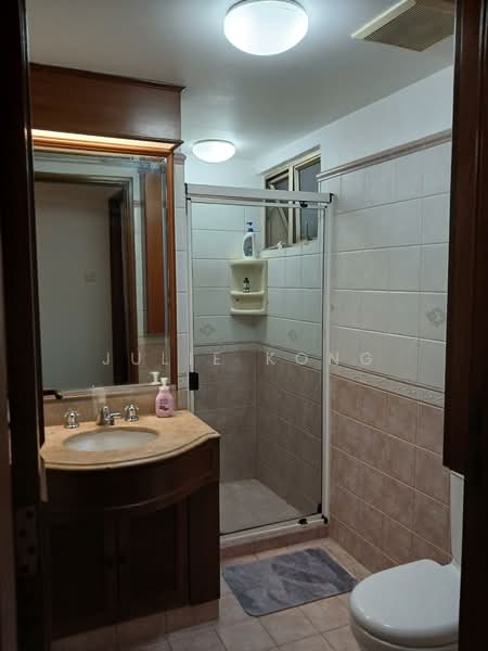 Regent Park, 26 Jalan Lempeng, Room Rental, 80 sqft, Condominium For Rent, by Julie Kong, 500104698 - Bathroom - PropertyGuru.com.sg