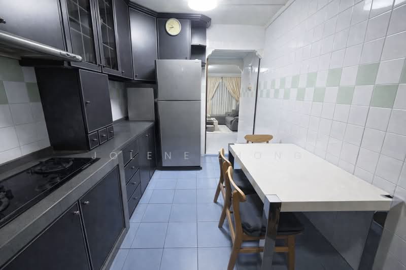 344 Woodlands Street 32, 344 Woodlands Street 32, 3 Bedrooms, 904 sqft, HDB Flat For Sale, by Jolene Zhong, 500104701 - Kitchen - PropertyGuru.com.sg