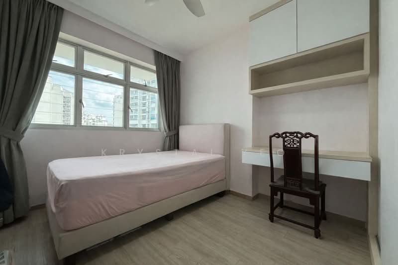 422A Northshore Drive, 422A Northshore Drive, 3 Bedrooms, 1,216 sqft, HDB Flat For Sale, by Krystal Yeo, 500104704 - Bedroom 3 - PropertyGuru.com.sg