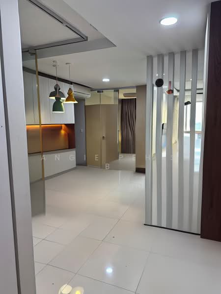 296A Bukit Batok Street 22, 296A Bukit Batok Street 22, 4 Bedrooms, 1,216 sqft, HDB Flat For Sale, by ANGIE PEH S B, 500104708 - Interior - PropertyGuru.com.sg