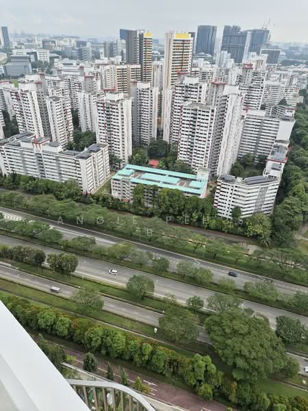 296A Bukit Batok Street 22, 296A Bukit Batok Street 22, 4 Bedrooms, 1,216 sqft, HDB Flat For Sale, by ANGIE PEH S B, 500104708 - Exterior - PropertyGuru.com.sg