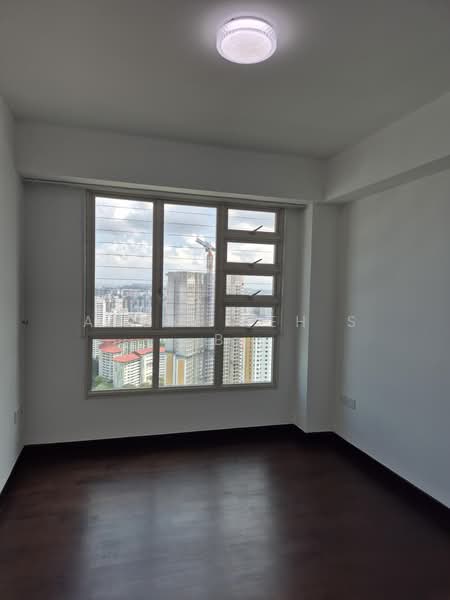 296A Bukit Batok Street 22, 296A Bukit Batok Street 22, 4 Bedrooms, 1,216 sqft, HDB Flat For Sale, by ANGIE PEH S B, 500104708 - Common bedroom - PropertyGuru.com.sg