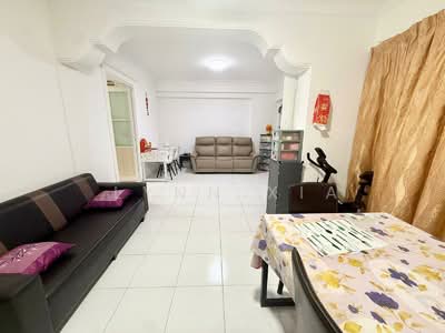 For Sale - 737 Woodlands Circle