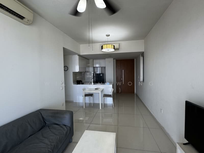 Bedok Residences, 26 Bedok North Drive, 1 Bedroom, 570 sqft, Condominium For Rent, by William Wong (黃杰胜), 500104717 - Living Room - PropertyGuru.com.sg