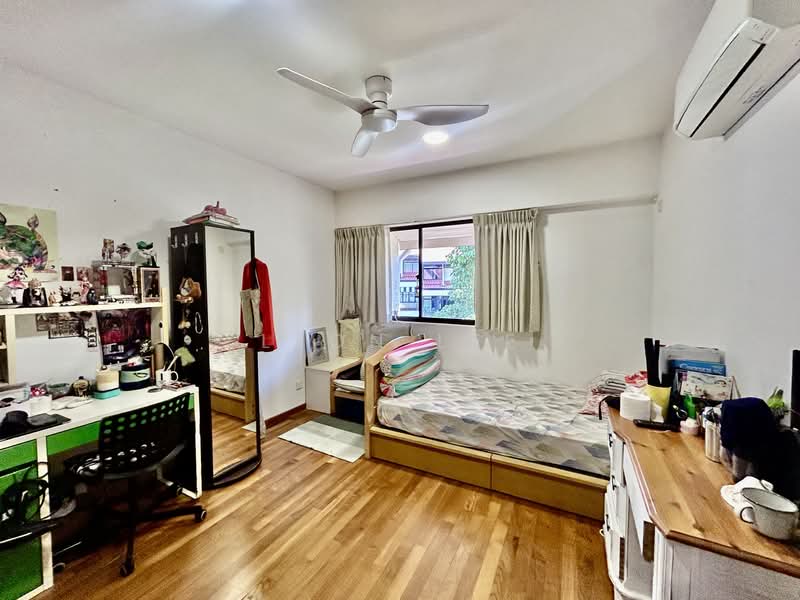 Sommerville Park, 103 Farrer Drive, 3 Bedrooms, 1,926 sqft, Condominium For Sale, by Leon Lee, 500104725 - Bedroom - PropertyGuru.com.sg